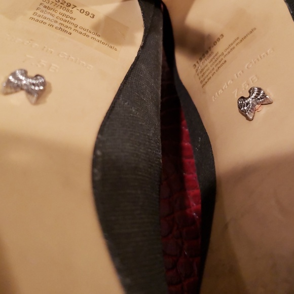 Victoria's Secret shoes - Picture 4 of 7